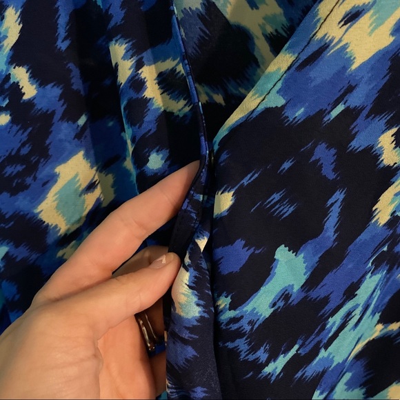 GORGEOUS ABSTRACT ROMPER - Picture 5 of 8